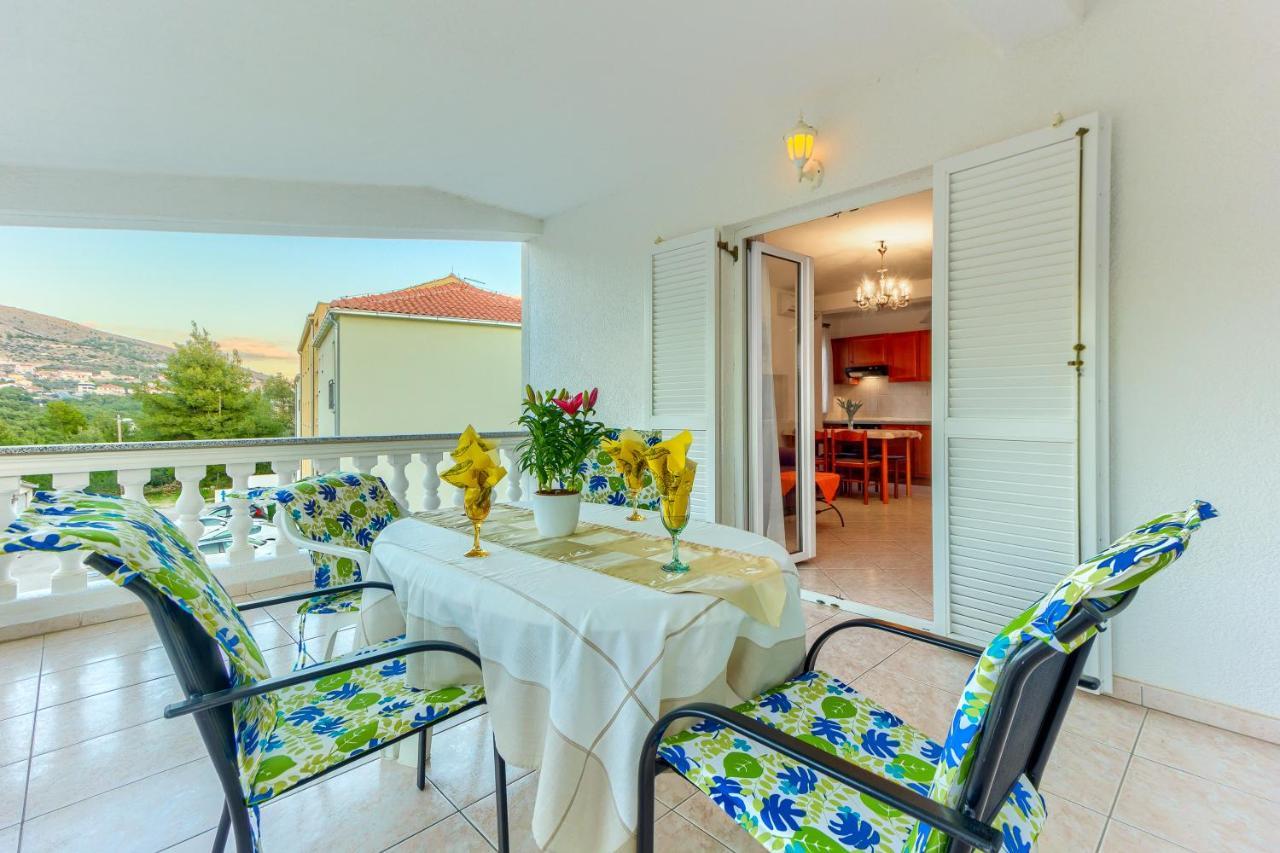 Villa Vittorio Seget Vranjica Esterno foto