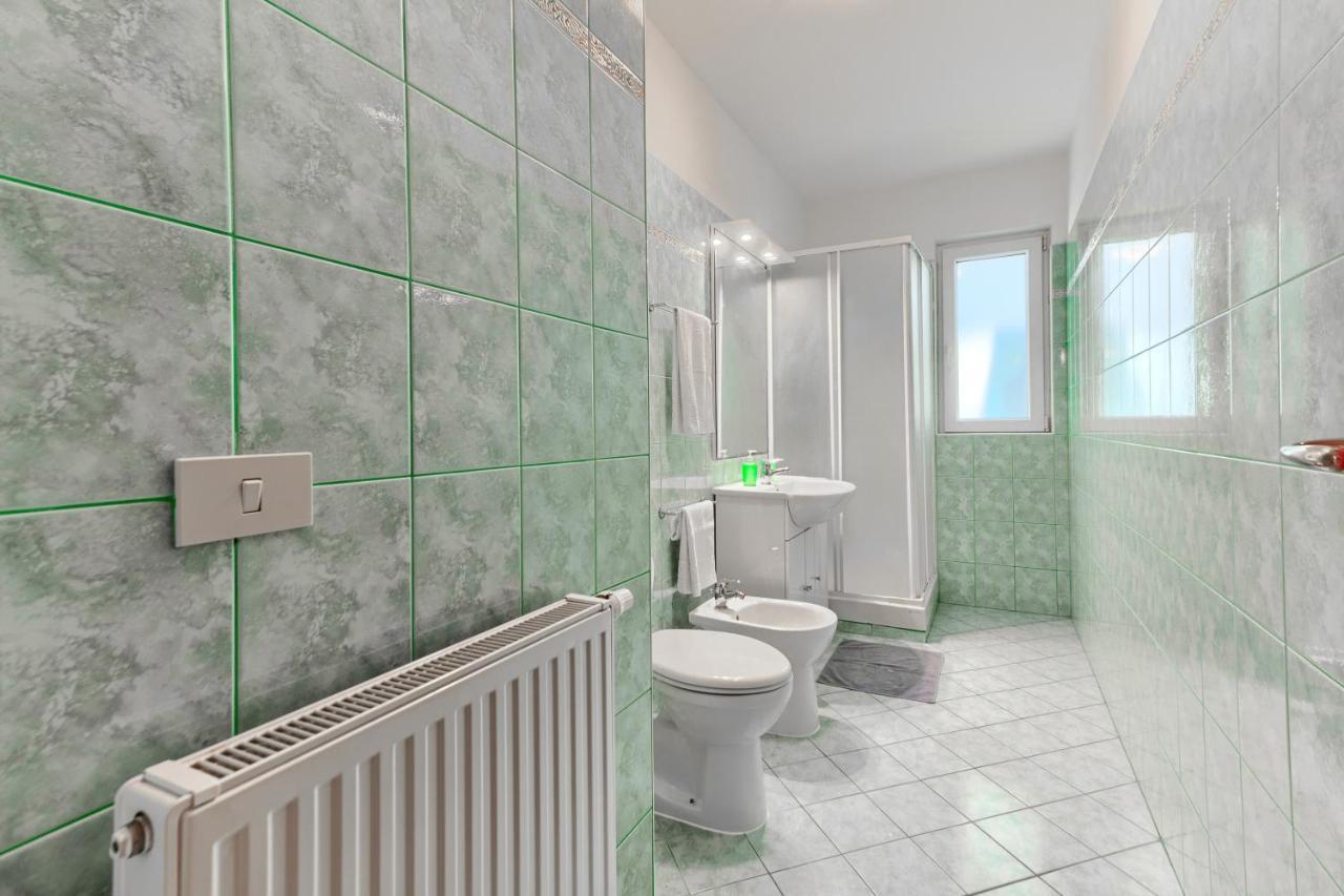 Villa Vittorio Seget Vranjica Esterno foto