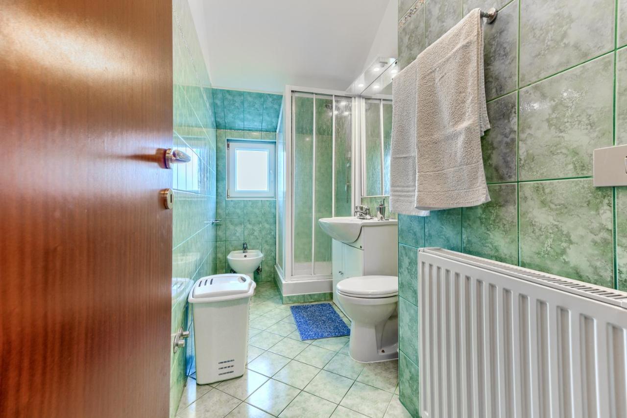 Villa Vittorio Seget Vranjica Esterno foto